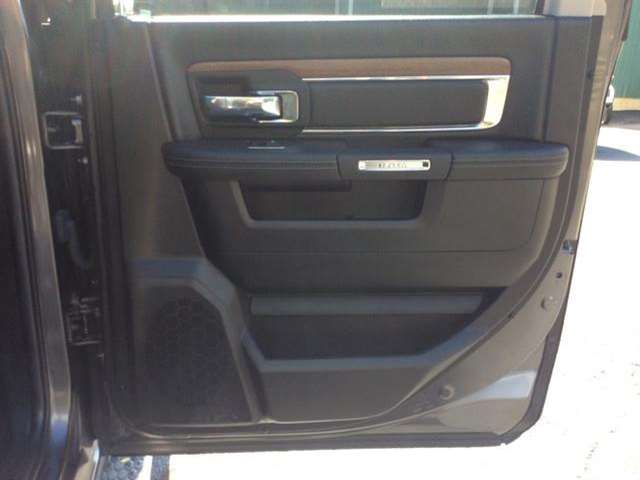 2014 RAM Ram Pickup 1500 4x4 Laramie 4dr Crew Cab 5.5 ft. SB Pickup